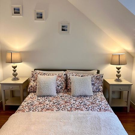 3-Bedroom Flat In The City Centre Next To The River Ness 因弗内斯 外观 照片